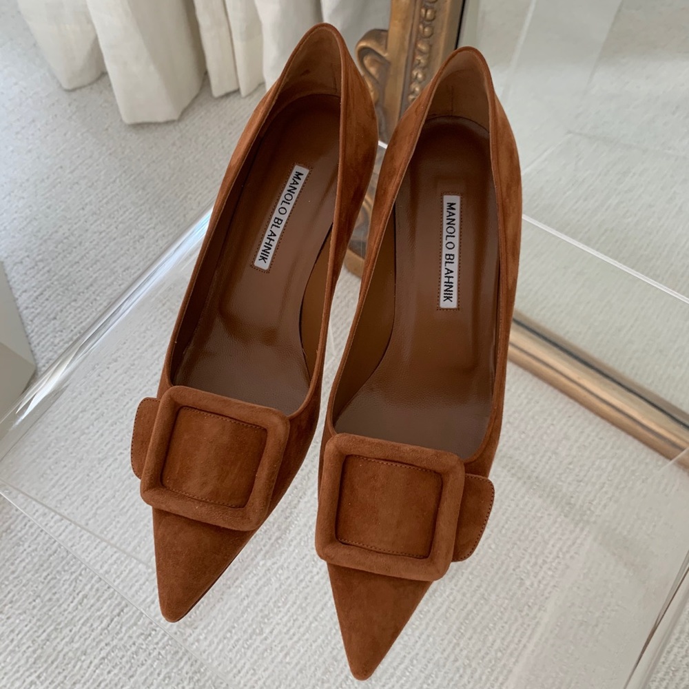Manolo Blahnik Maysale Pump